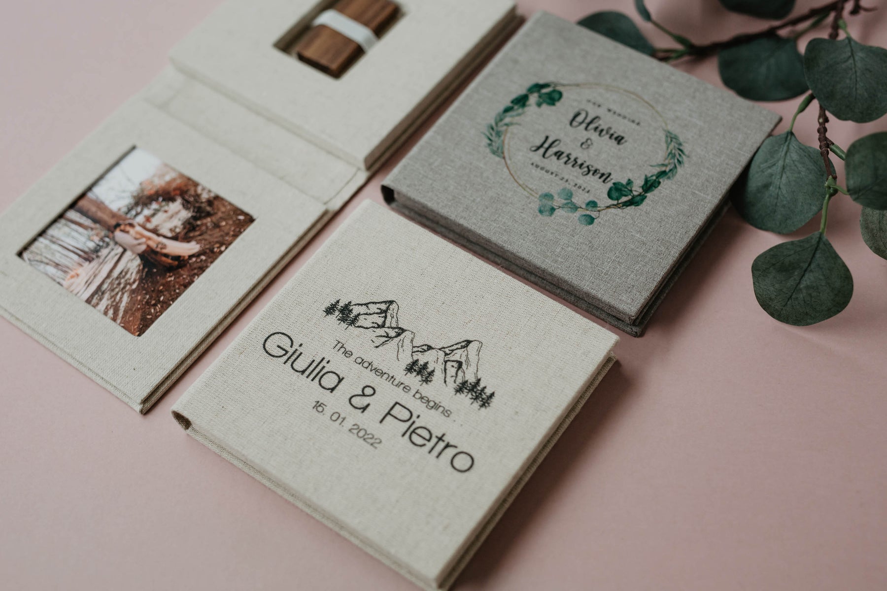 4x4 Vintage fabric USB box with photo