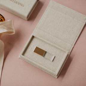 Vintage fabric USB box