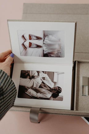 4x6 light gray matted photo album with box