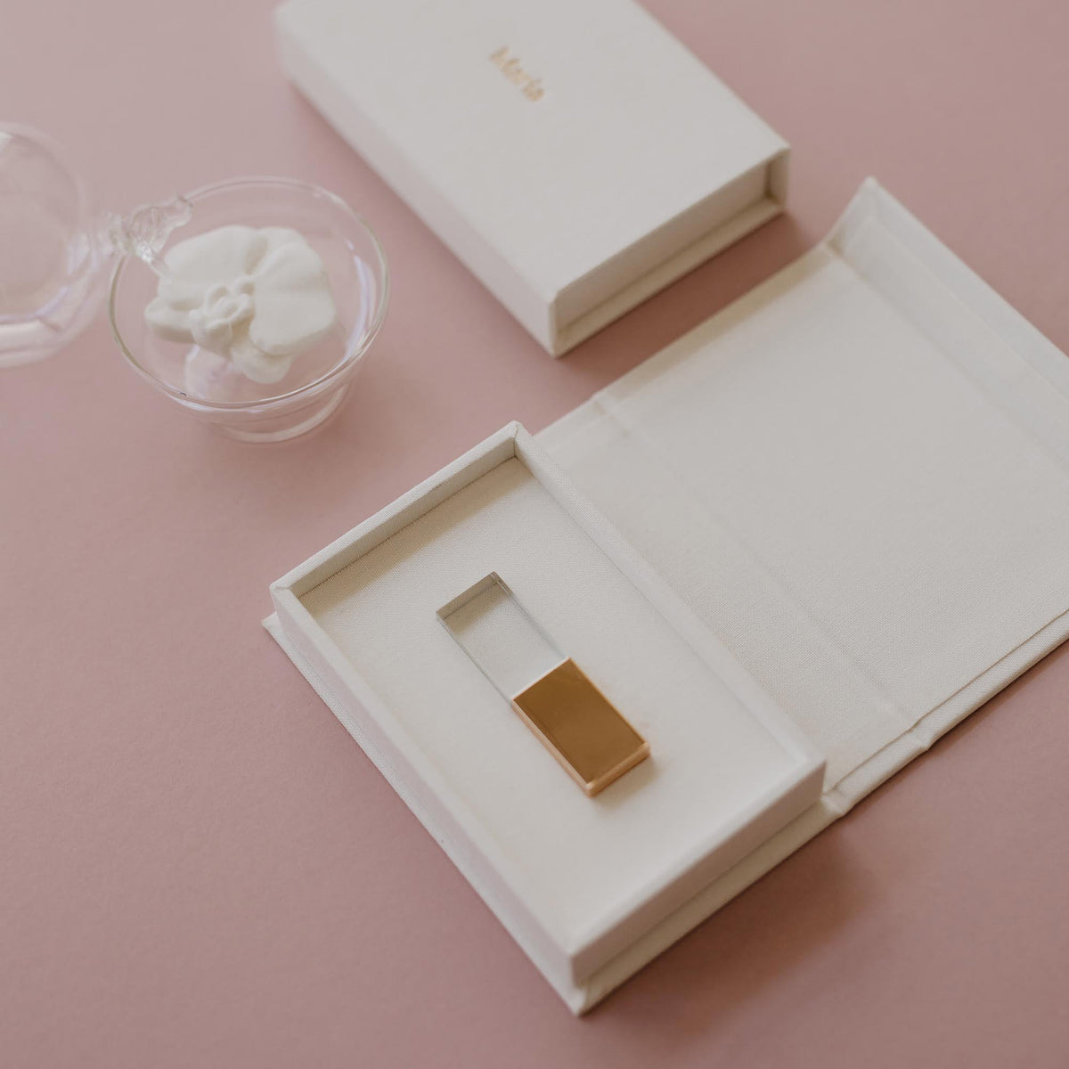 White fabric USB box