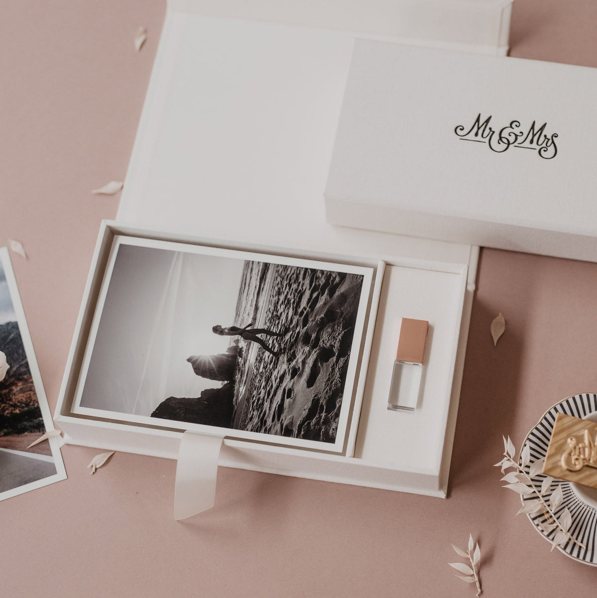 6x8 White fabric photo box