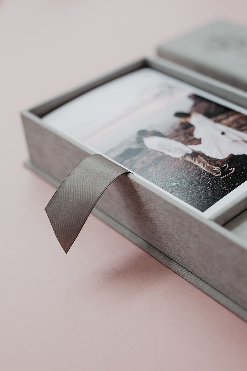 4x6 Gray velvet photo box