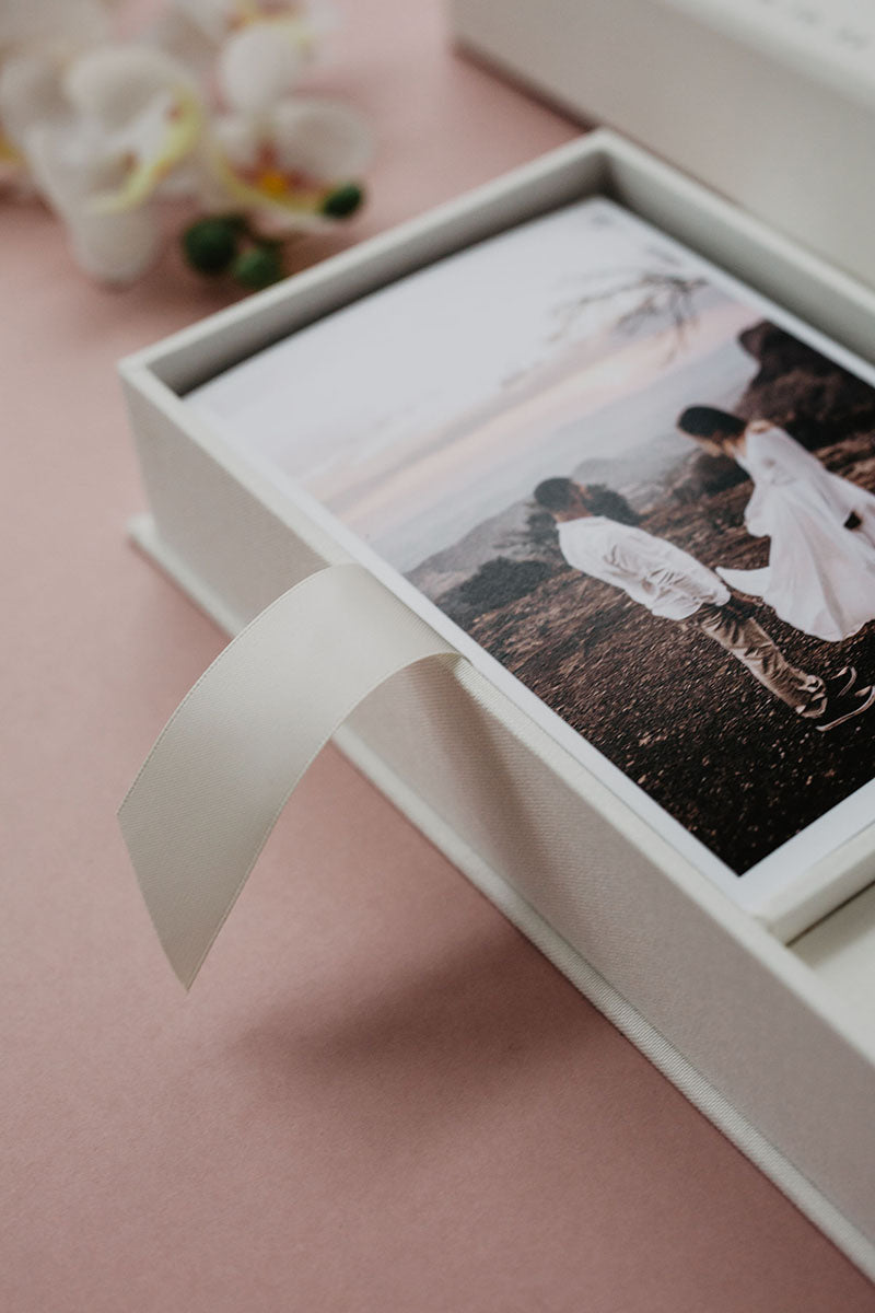 4x6 White fabric photo box